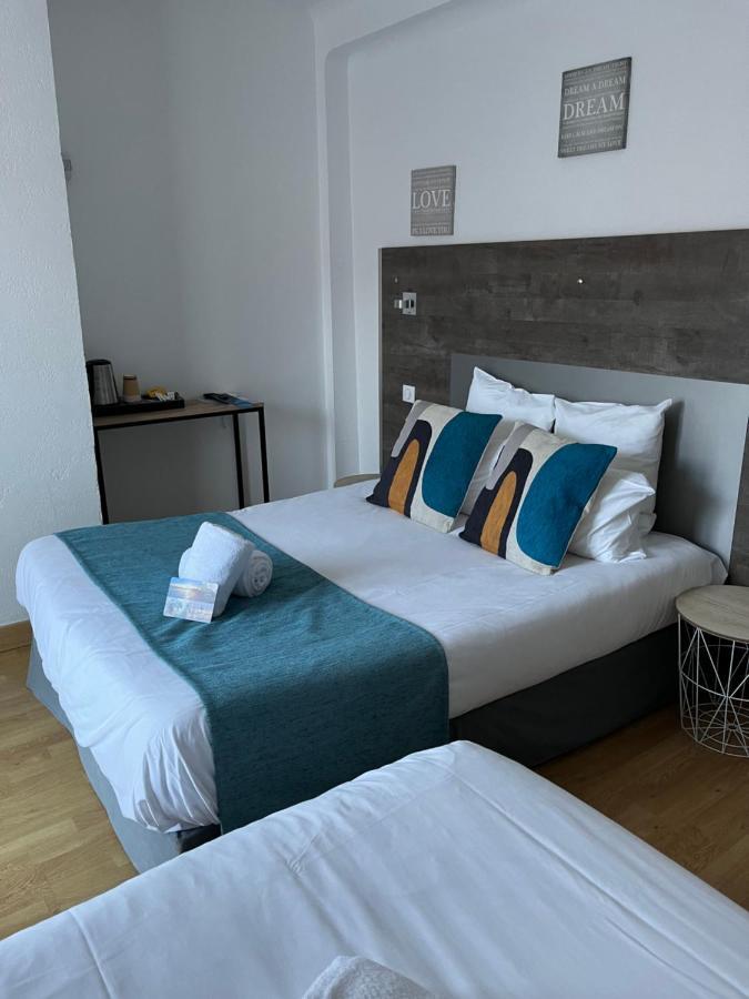 Hotel Saint Georges, Face A La Mer Canet-en-Roussillon Eksteriør billede