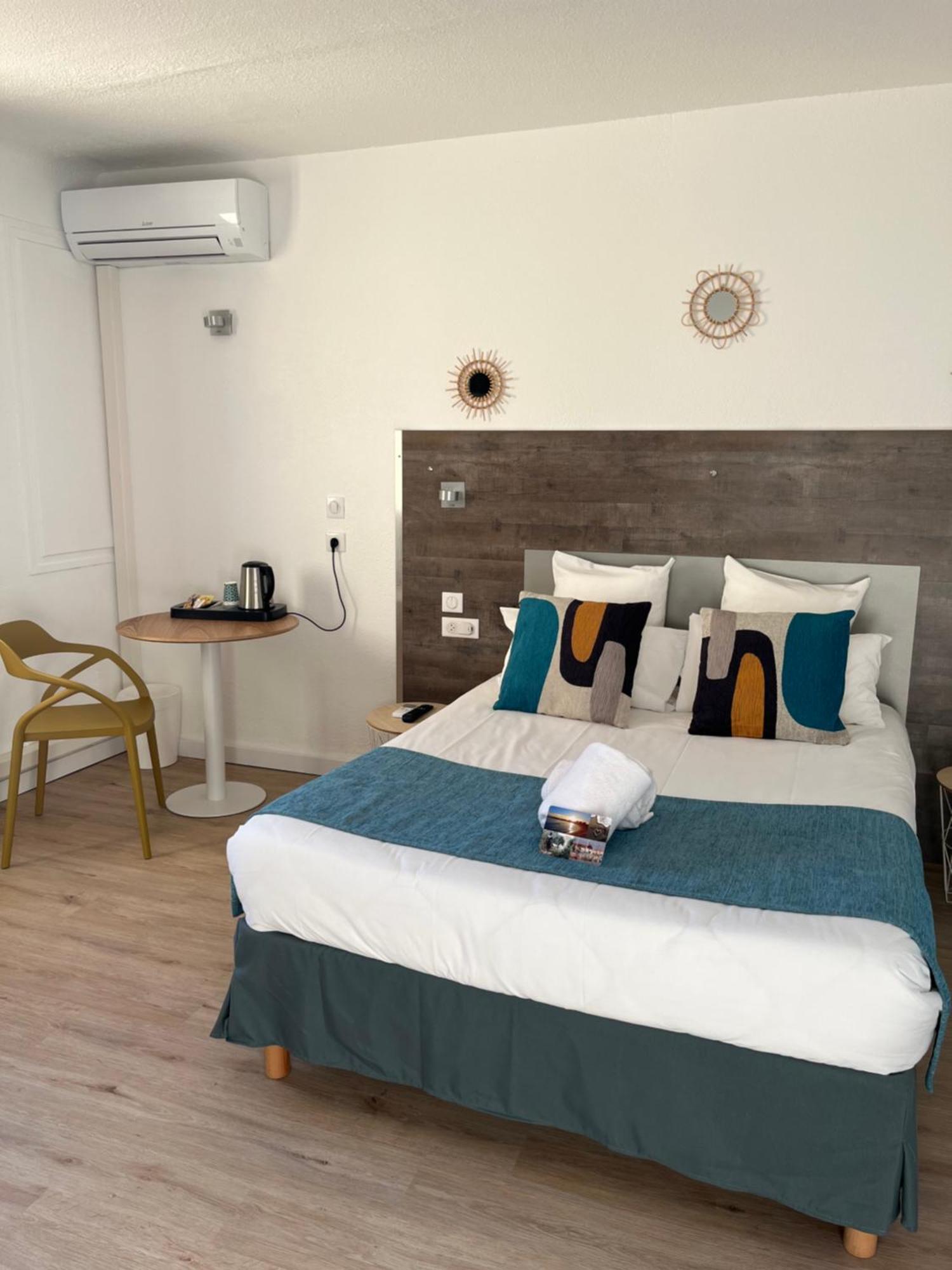 Hotel Saint Georges, Face A La Mer Canet-en-Roussillon Eksteriør billede