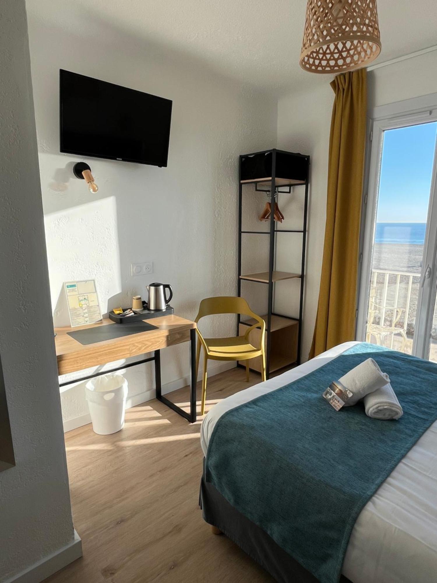 Hotel Saint Georges, Face A La Mer Canet-en-Roussillon Eksteriør billede