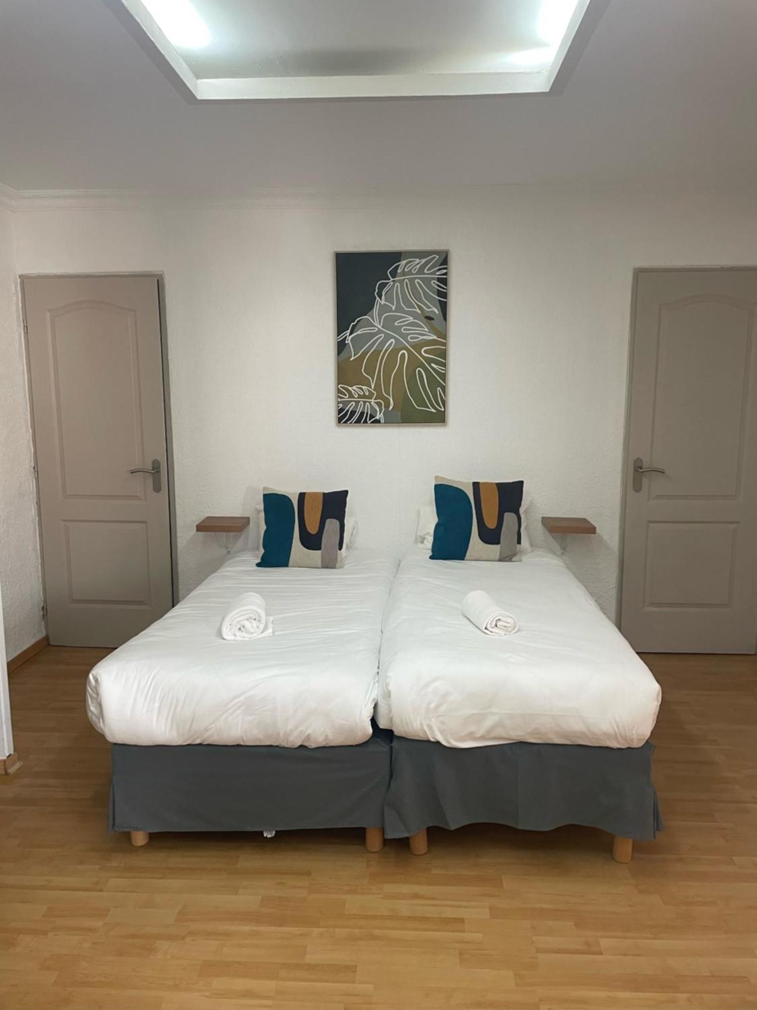 Hotel Saint Georges, Face A La Mer Canet-en-Roussillon Eksteriør billede